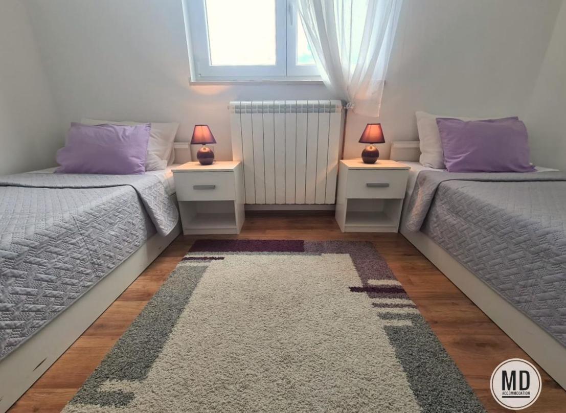 Apartment Valery プーラ エクステリア 写真